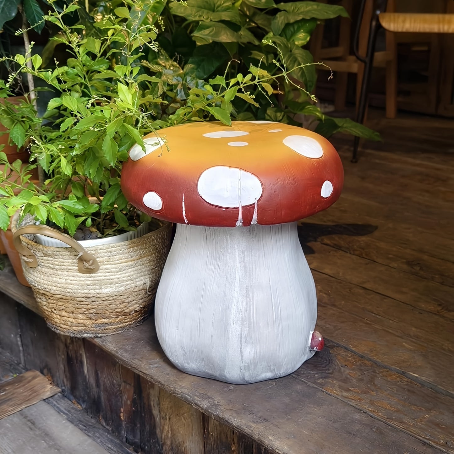 Mushroom Model Statue Stool, Outdoor Garden Resin Stool